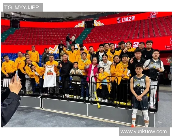 球迷热议球队引援,纷纷点赞外援战绩出色,为胜利立下汗马功劳